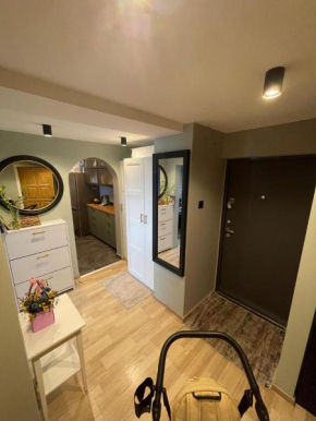 Vick & Larry’s Humble Abode